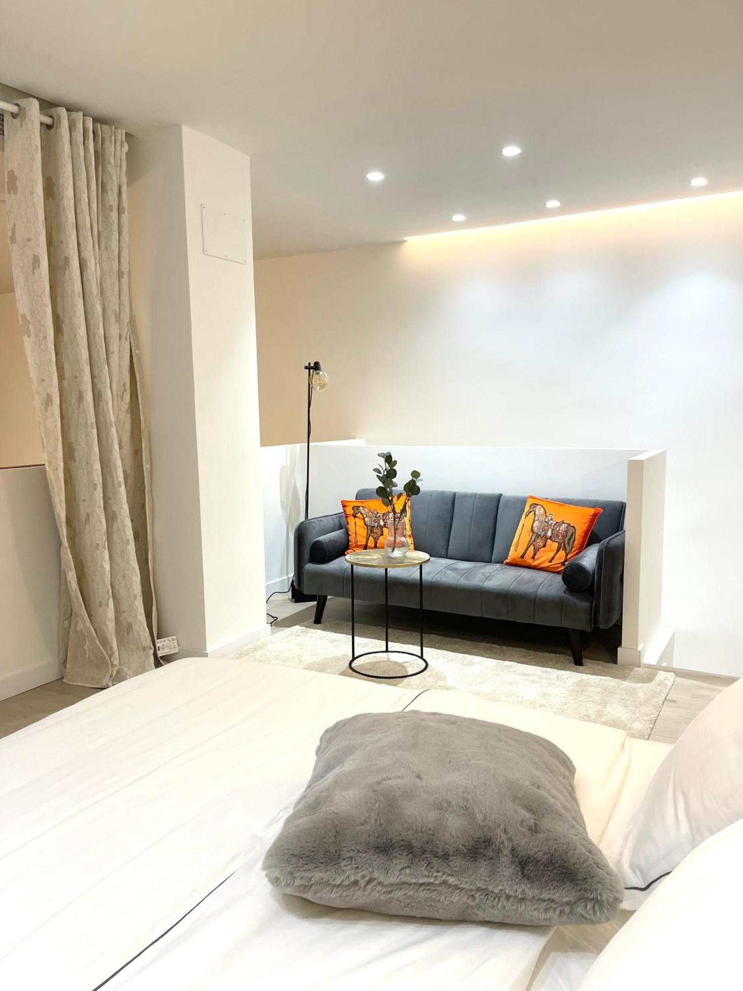 R&K Atocha Apartment Madrid Kültér fotó
